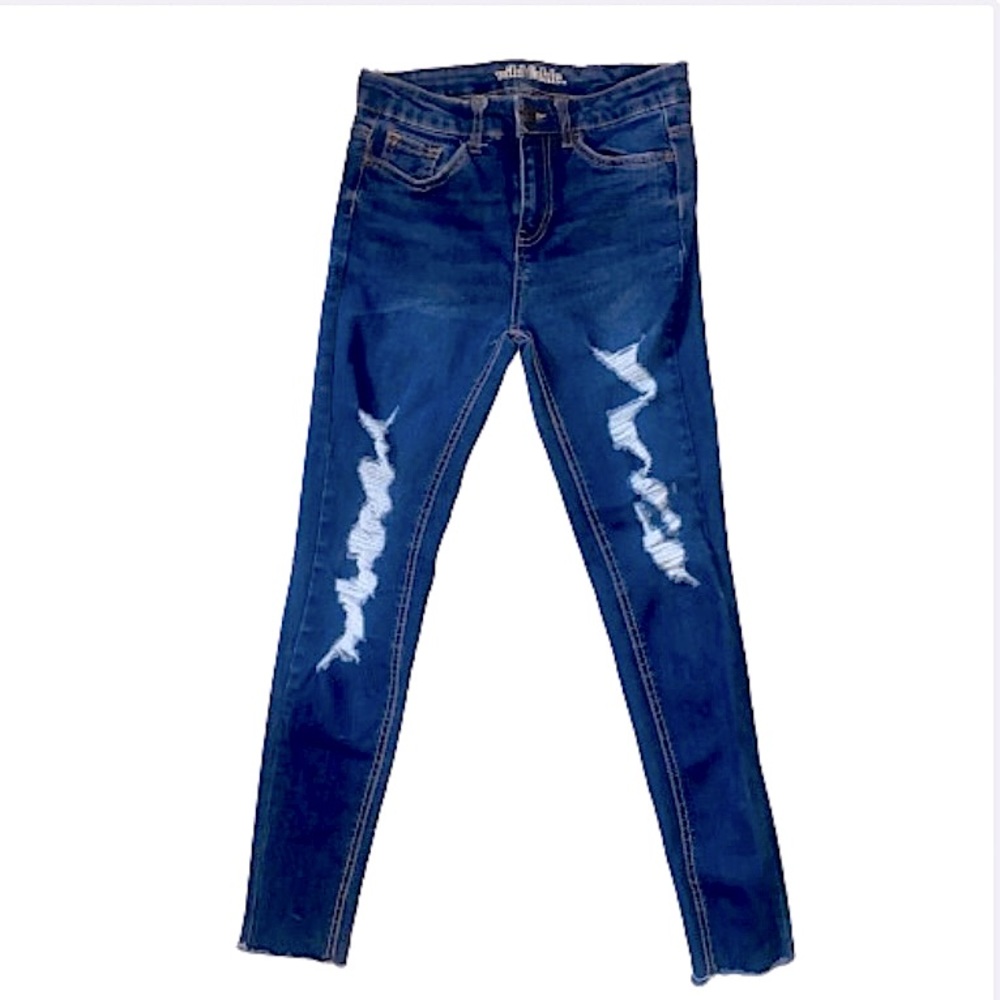 Target Wild Fable Women’s Size 4 High Rise Dark Blue Distressed Skinny Jean